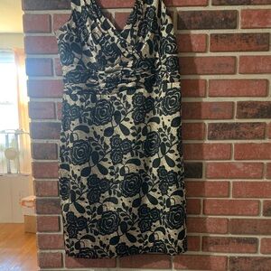 Jones Wear Black and Gold Floral Midi Dress